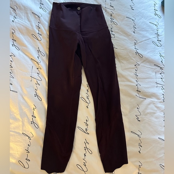 Lululemon Wunder Under Crop Roll Down Scallop Full-On Luxtreme 23” Plum Shadow - Picture 5 of 7